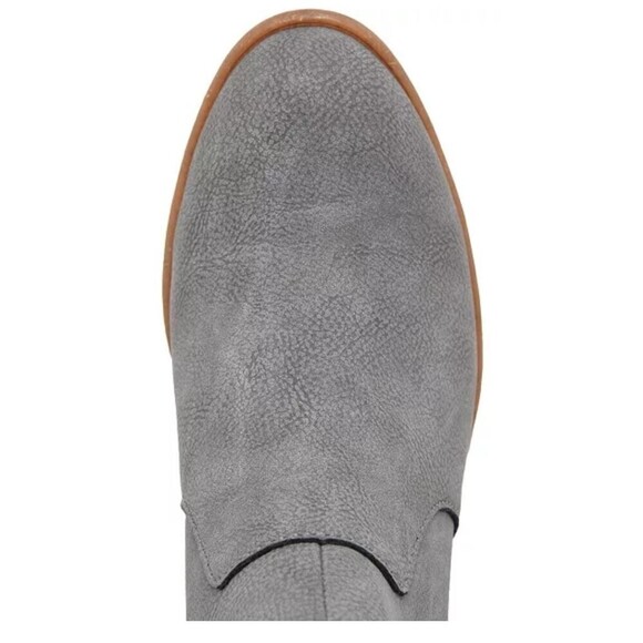 B.O.C Women's Stacked Heel Lucy Comfort Suede Shooties in Light Gray 9.5 NWOB - Picture 4 of 15